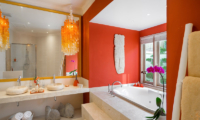 4s Villas Villa Sun Bathtub | Seminyak, Bali