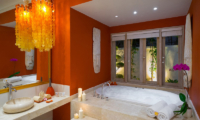 4s Villas Villa Sun En-suite Bathroom | Seminyak, Bali