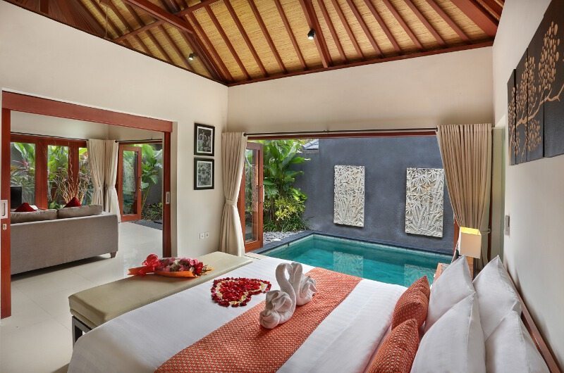 Legian Kriyamaha King Size Bed | Legian, Bali