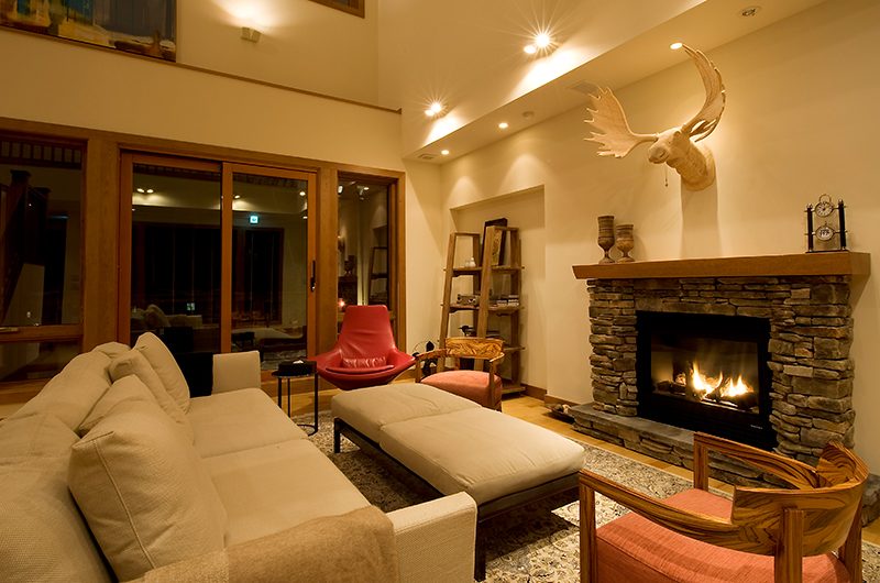 Annabel Living Room with Fire Place | Hirafu, Niseko