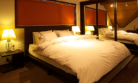Casa La Mount Bedroom with Lamps | Annupuri, Niseko