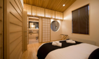 Chalet Mi Yabi Bedroom and Bathroom Area | Hirafu, Niseko