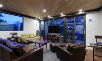 Gustav's Hideaway Living Room | Lower Hirafu Village, Niseko
