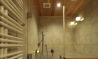 Karamatsu Bathroom | Middle Hirafu Village, Niseko