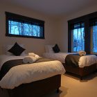 Mojos Twin Bedroom | Hirafu, Niseko