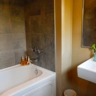 Niseko Creekside Bathtub | Hirafu, Niseko