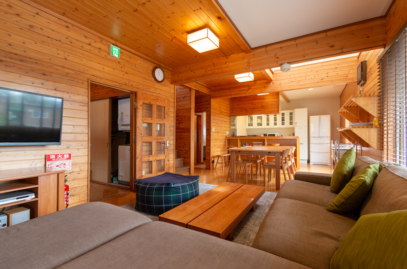 Powder Cottage Living Area | Hirafu, Niseko