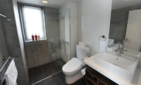 Yume Basho En-suite Bathroom | Lower Hirafu Village, Niseko