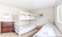 Wajima Bunk Beds | Middle Hirafu Village, Niseko
