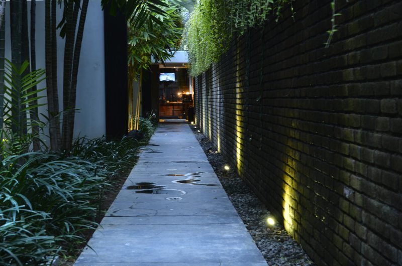Kei Villas Pathway | Petitenget, Bali