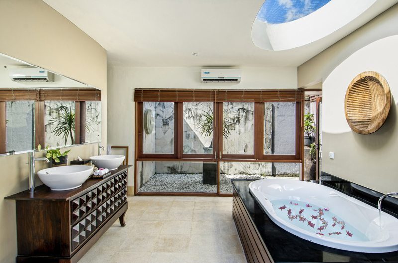 Villa M Bali Seminyak En-suite Bathroom | Petitenget, Bali