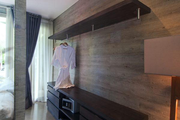 Villa Mia Walk-In Wardrobe | Canggu, Bali