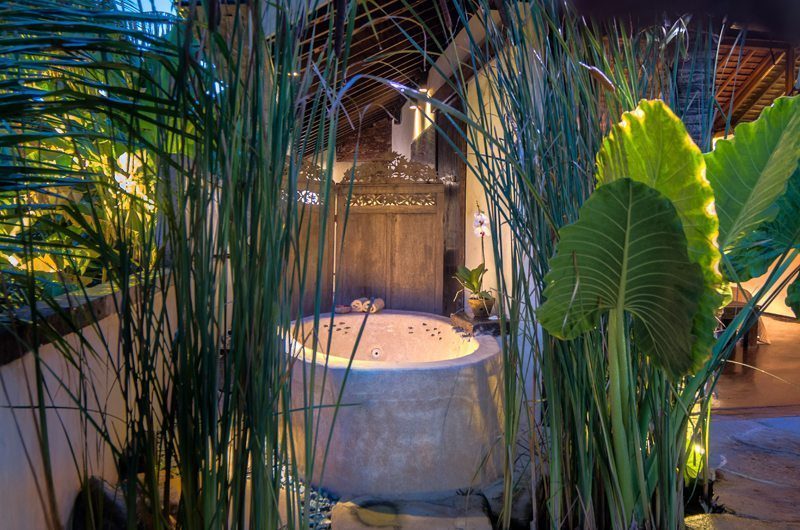 Villa Djukun Bathtub | Seminyak, Bali