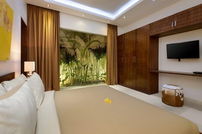 Villa Kyah Guest Bedroom | Kerobokan, Bali