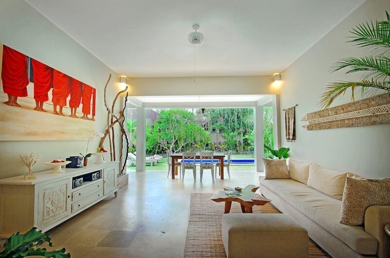 Villa Lodek Deluxe Living And Dining Area | Seminyak, Bali