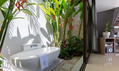 Baan Capo Bathroom One with Bathtub | Bang Rak, Koh Samui