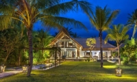 Villa Aparna Tropical Garden | Lovina, Bali