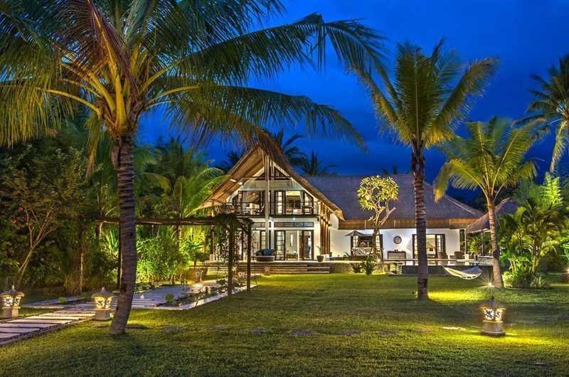Villa Aparna Tropical Garden | Lovina, Bali