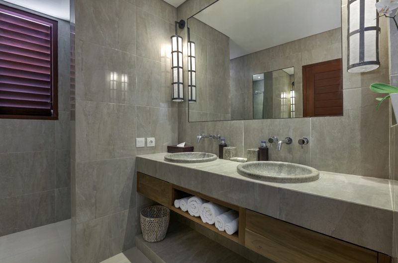 Villa Tangram En-suite Bathroom | Seminyak, Bali