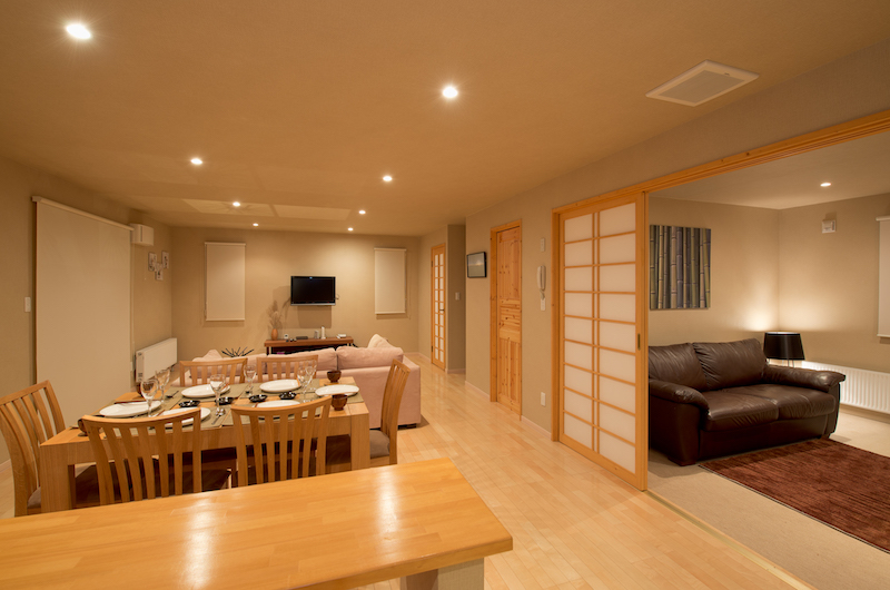 The Chalets At Country Resort Bankei Dining Area | Hirafu, Niseko