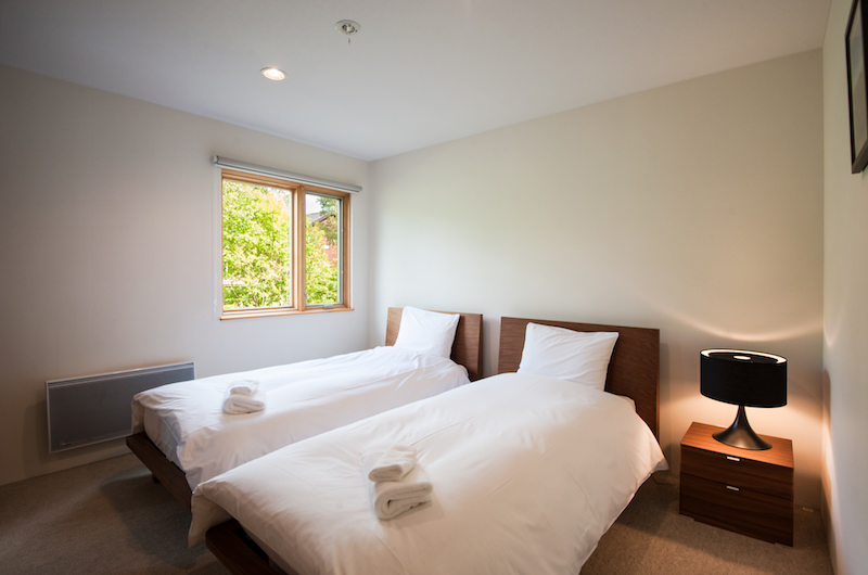 The Chalets At Country Resort Chuzenji Twin Bedroom | Hirafu, Niseko