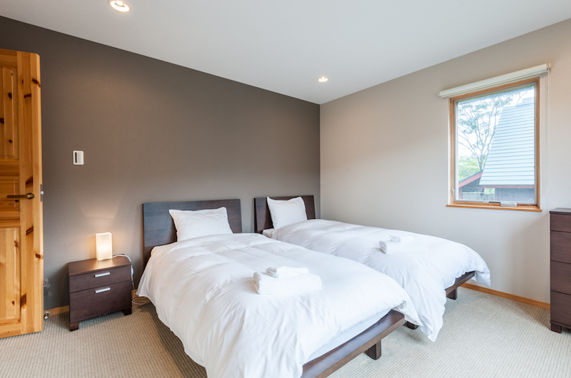 The Chalets At Country Resort Kuttara Twin Bedroom Area | Hirafu, Niseko
