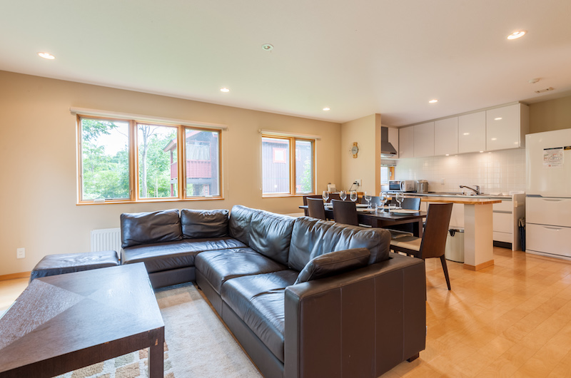 The Chalets At Country Resort Kuttara Living Area | Hirafu, Niseko