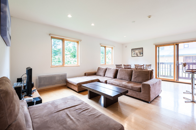 The Chalets At Country Resort Shimano Living Room | Hirafu, Niseko