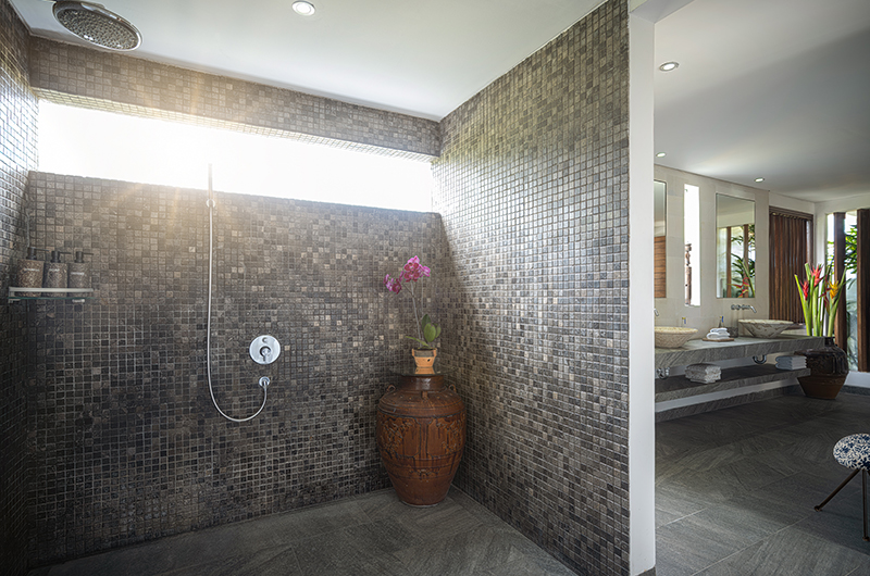 Abaca Villas Villa Iluh Bathroom | Seminyak, Bali