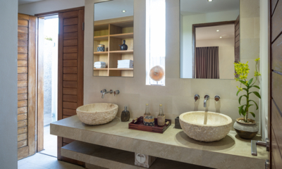 Abaca Villas Villa Nyoman Bathroom | Seminyak, Bali