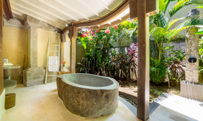 Akilea Villas Villa Kayu Merah Guest Bathroom Two | Uluwatu, Bali