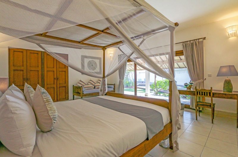 Miu Villa Bedroom with Study Table | Seminyak, Bali