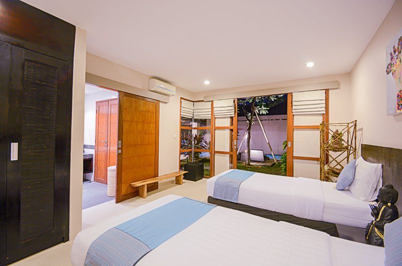 Villa Chez Ami Twin Bedroom | Legian, Bali