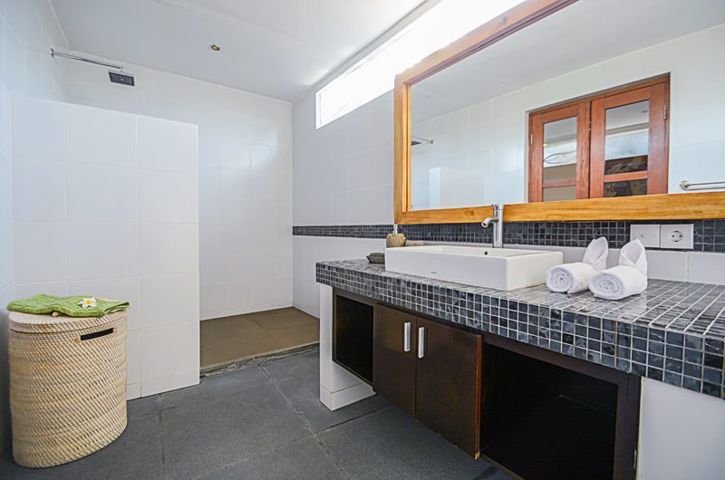 Villa Chez Ami Bathroom | Legian, Bali Villa Chez Ami Bathroom | Legian, Bali