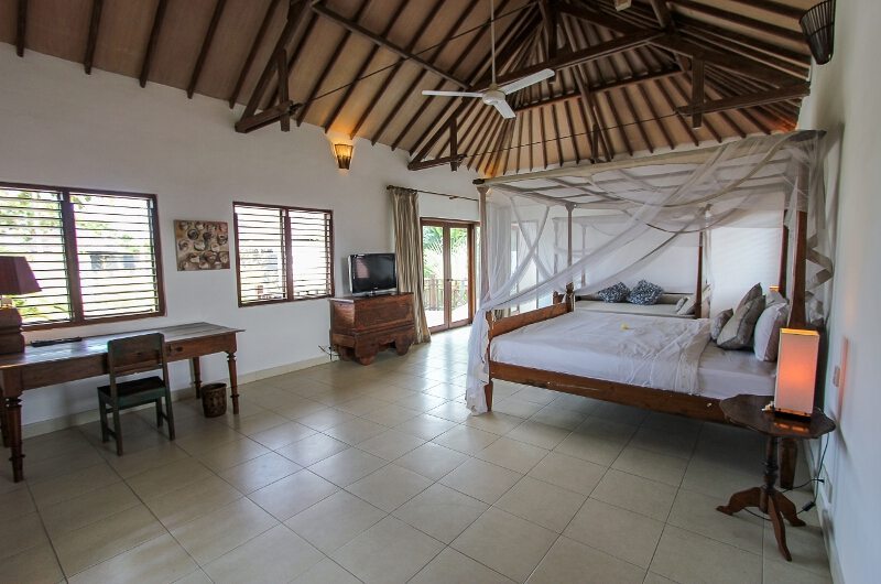 Villa Damai Besar Master Bedroom | Seminyak, Bali