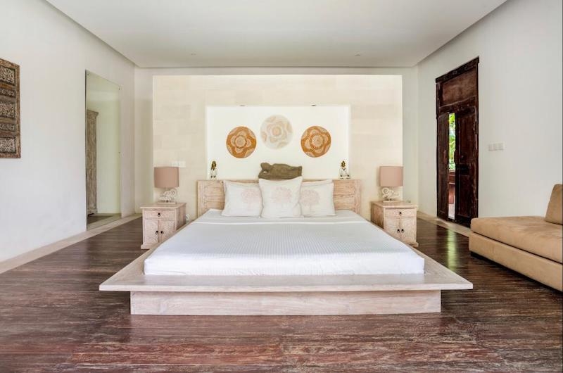 Villa Tempat Damai Bedroom with Lamps | Canggu, Bali