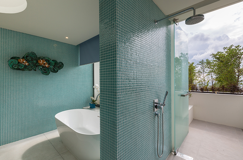 Lime Samui Villas Villa Spice Bathroom Two with Bathtub and Shower | Nathon, Koh Samui