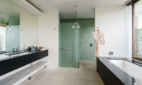 Samujana 10 Bathroom with Bathtub | Choeng Mon, Koh Samui