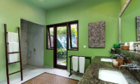 Villa Theo Bathroom with Shower | Umalas, Bali