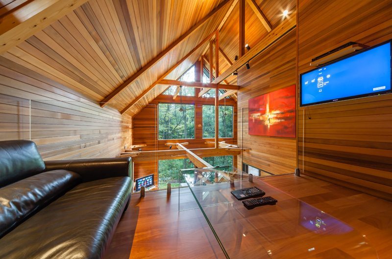 Phoenix One Indoor Lounge | Hakuba, Nagano