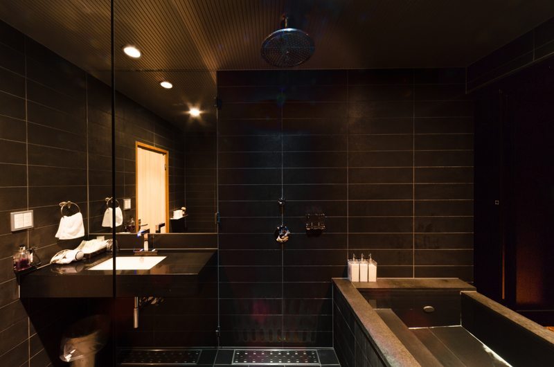 Phoenix One Bathtub | Hakuba, Nagano