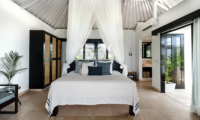 Batu Karang Lembongan Resort Bedroom with Ensuite Bathroom | Nusa Lembongan, Bali