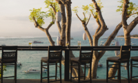 Batu Karang Lembongan Resort Drinking Table | Nusa Lembongan, Bali