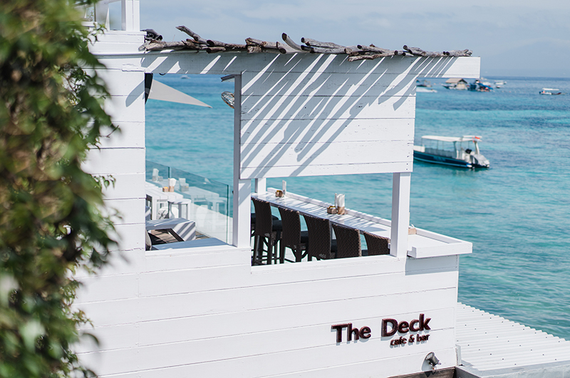 Batu Karang Lembongan Resort The Deck Restaurant | Nusa Lembongan, Bali
