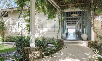 Beach House Pathway with View | Nusa Lembongan, Bali