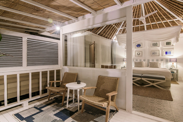 Beach House Bedroom with Seating Area | Nusa Lembongan, Bali