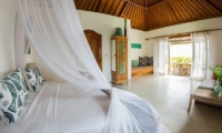 Bersantai Villas Villa Sinta Bedroom | Nusa Lembongan, Bali