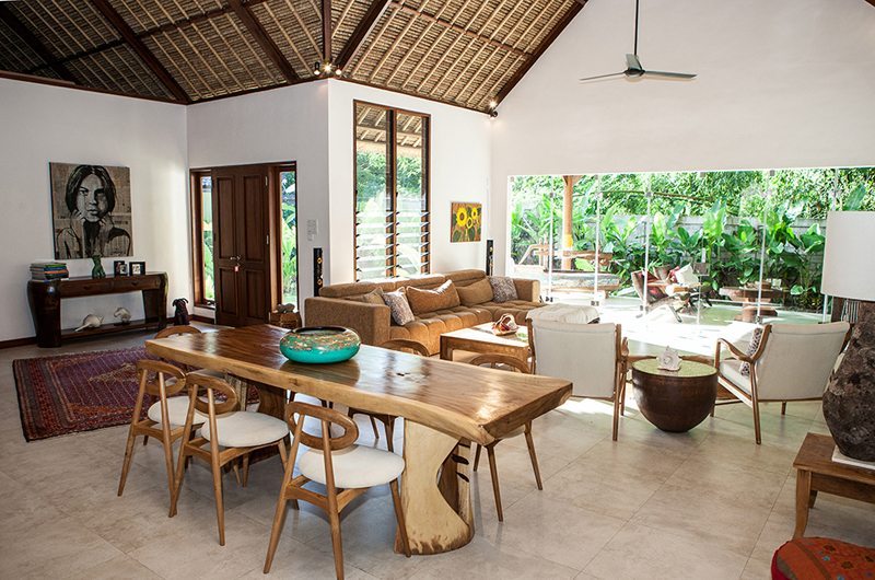 Castaway 3Br Dining Area | Nusa Lembongan, Bali Castaway 3Br Dining Area | Nusa Lembongan, Bali