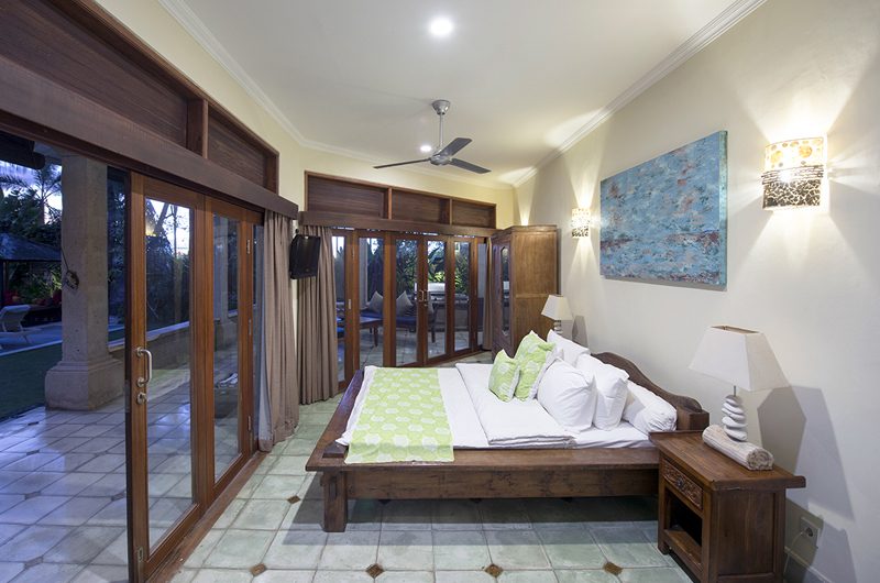 Villa Anyar King Size Bed with Night View | Umalas, Bali