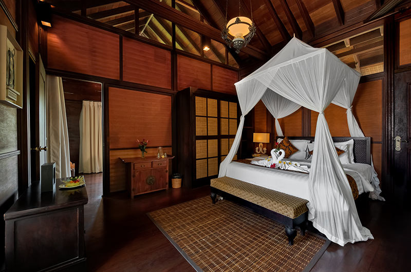 Villa Kembang Dahlia Room Bedroom with Wooden Floor | Ubud, Bali